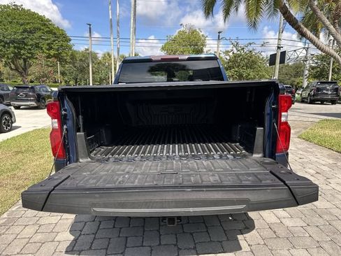 Used 2022 Chevrolet Silverado 1500 RST RWD image 28