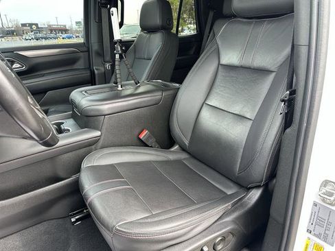 Used 2022 Chevrolet Tahoe RST w/ Sport Performance Package image 13