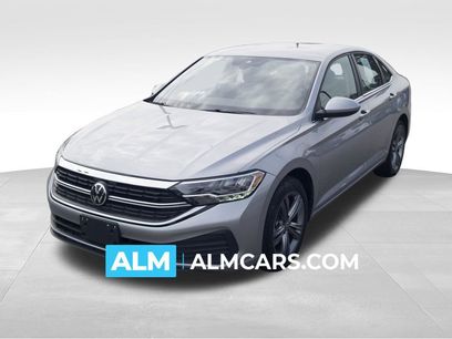 Used 2024 Volkswagen Jetta SE