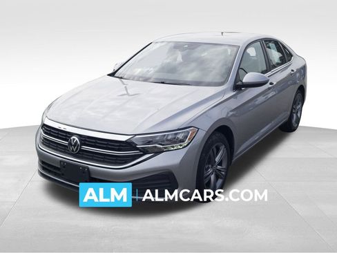 Used 2024 Volkswagen Jetta SE FWD image 1