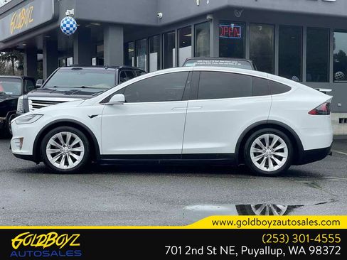 Used 2017 Tesla Model X 75D image 8