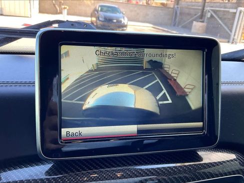 Used 2016 Mercedes-Benz G 63 AMG 4MATIC image 25