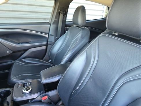 Used 2021 Ford Mustang Mach-E Premium image 18