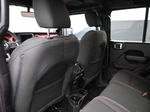 Used 2023 Jeep Gladiator Rubicon image 14