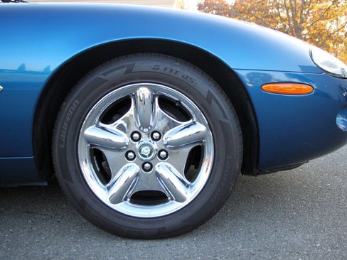 Used 1998 Jaguar XK8 Coupe image 10