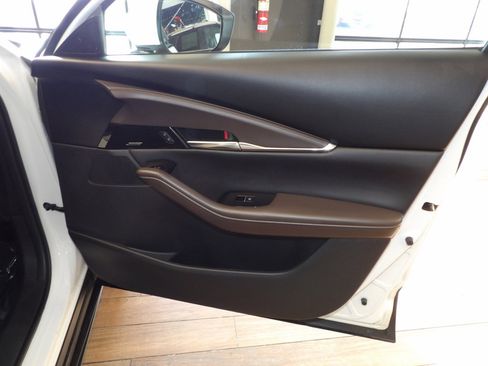 Certified 2023 MAZDA CX-30 AWD 2.5 S w/ Premium Package image 12