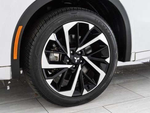 Used 2022 Mitsubishi Outlander SEL image 54