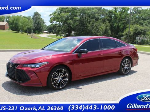 Used 2019 Toyota Avalon XSE FWD image 1