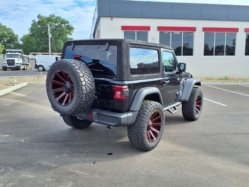Used 2021 Jeep Wrangler Sport AWD/4WD image 4