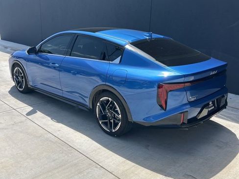 Used 2025 Kia K4 GT-Line w/ GT-Line Premium Package image 5