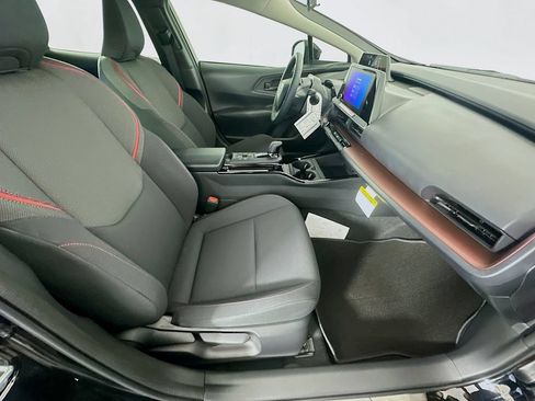 Used 2026 Toyota Prius Plug-In Hybrid FWD image 26