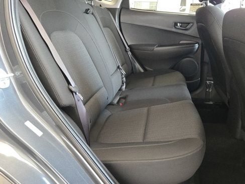 Used 2022 Hyundai Kona SEL w/ Cargo Package FWD image 6