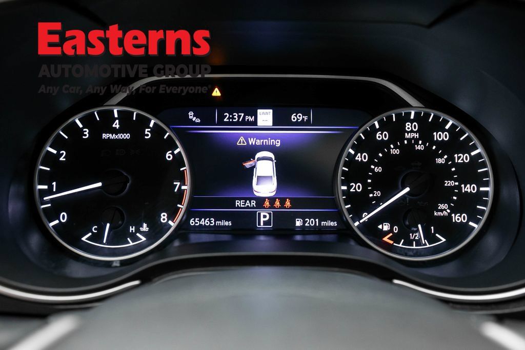 Used 2023 Nissan Maxima SR w/ Sport Mat Group FWD image 20