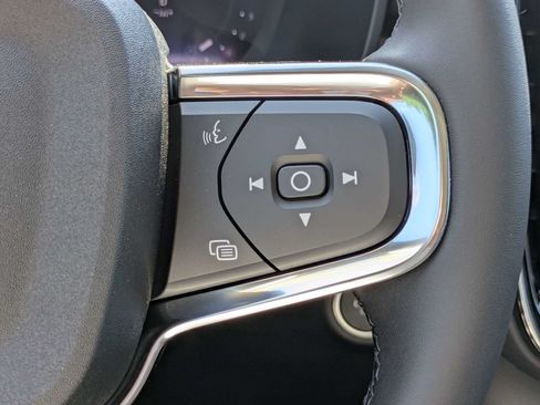 Used 2026 Volvo XC40 B5 Core AWD/4WD image 28