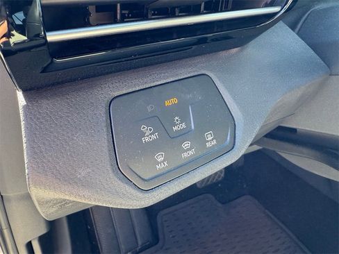 Used 2022 Volkswagen ID.4 Pro S image 22