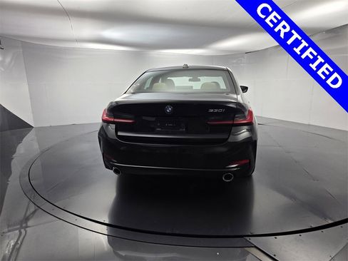 Certified 2025 BMW 330i Sedan w/ Convenience Package image 8