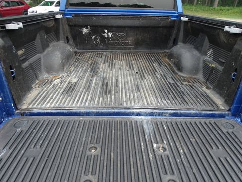 Used 2016 Toyota Tundra CrewMax w/ TRD Off-Road Pkg AWD/4WD image 42