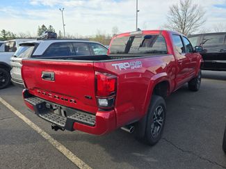 Used 2018 Toyota Tacoma TRD Sport video 2