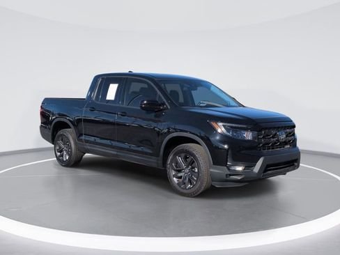 Used 2024 Honda Ridgeline Sport image 1