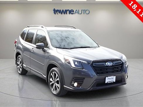 Used 2023 Subaru Forester Limited image 7