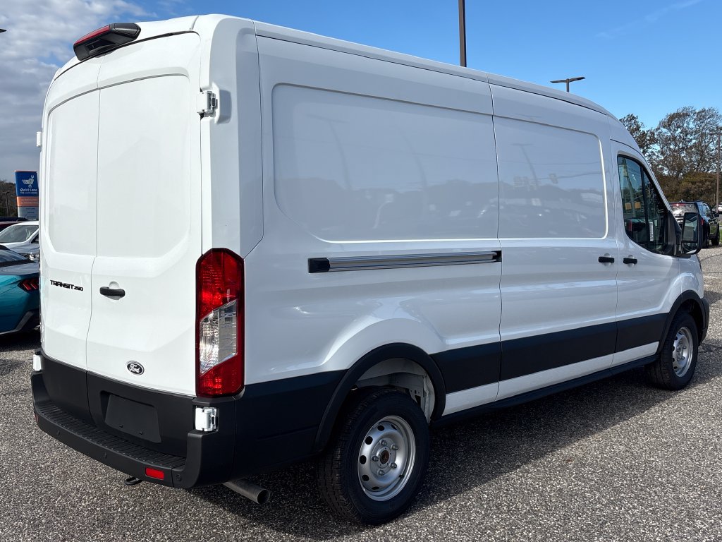 New 2026 Ford Transit 250 148 Medium Roof RWD image 9