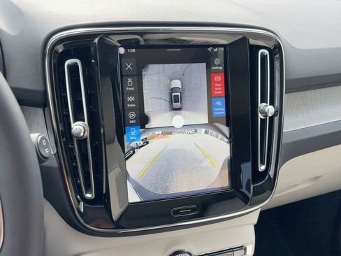 New 2026 Volvo XC40 B5 Plus w/ Protection Package Premier image 24