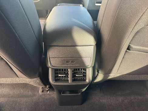 Used 2025 Chevrolet Equinox LT image 24