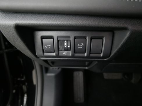 Used 2025 Subaru Outback Limited AWD/4WD image 26