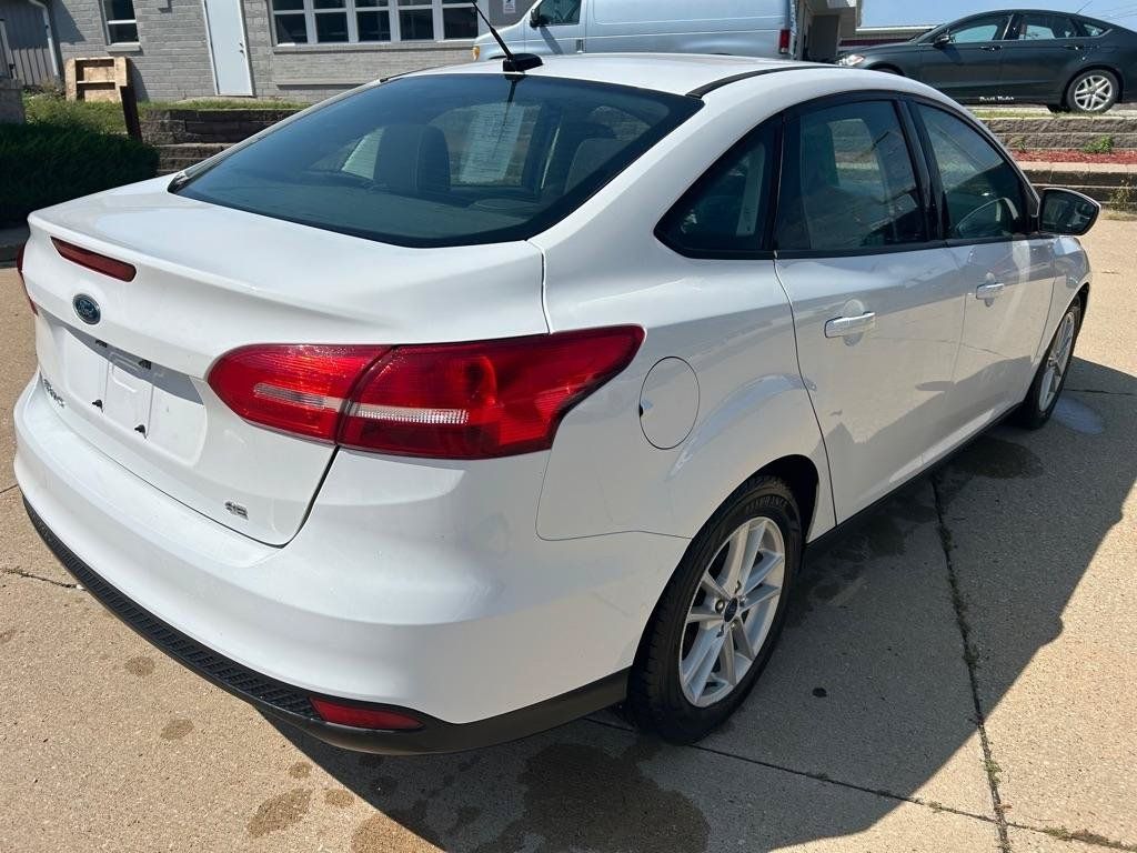 Used 2018 Ford Focus SE FWD image 5
