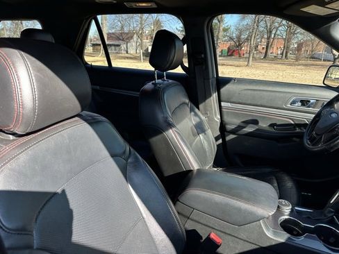 Used 2017 Ford Explorer Sport w/ Equipment Group 401A image 26