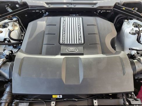 New 2025 Land Rover Defender 110 V8 AWD/4WD image 21