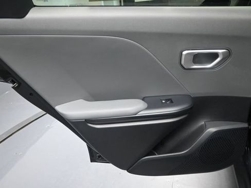 Used 2025 Kia K4 FWD image 21