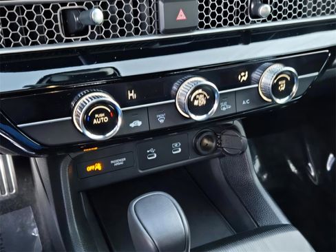 Used 2025 Honda Civic Sport image 22