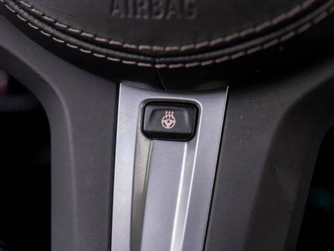 Used 2022 BMW X7 xDrive40i w/ M Sport Package image 21