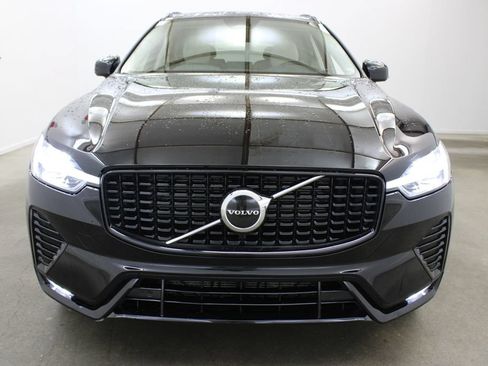 Used 2024 Volvo XC60 B5 Core AWD/4WD image 7
