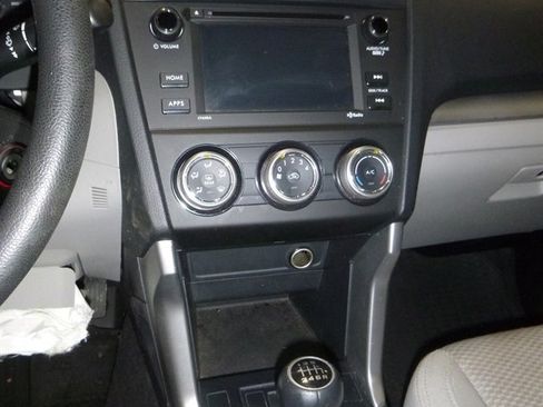 Used 2017 Subaru Forester 2.5i image 12