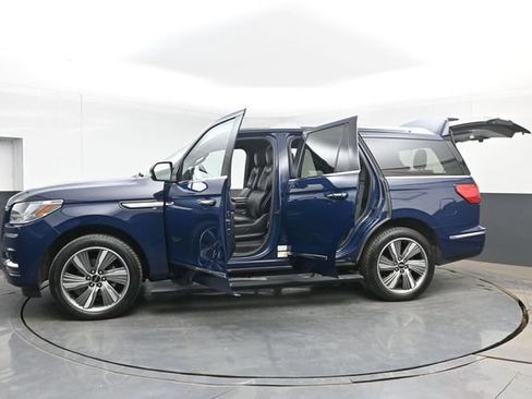 Used 2018 Lincoln Navigator Reserve w/ Technology Package AWD/4WD image 59