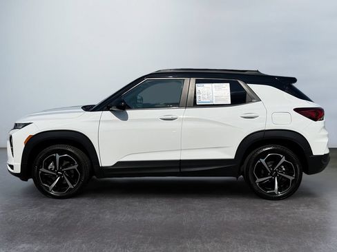 Used 2023 Chevrolet TrailBlazer RS w/ Sun and Liftgate Package AWD/4WD image 6