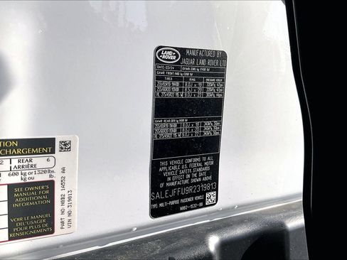 Used 2024 Land Rover Defender 130 S image 35