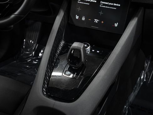 Used 2023 Polestar Polestar 2 image 17