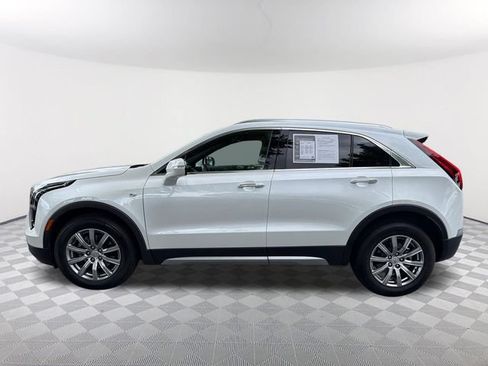 Used 2023 Cadillac XT4 Premium Luxury w/ Technology Package AWD/4WD image 8