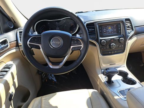 Used 2014 Jeep Grand Cherokee Limited image 17