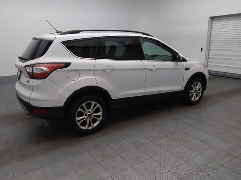 Used 2018 Ford Escape SE image 10