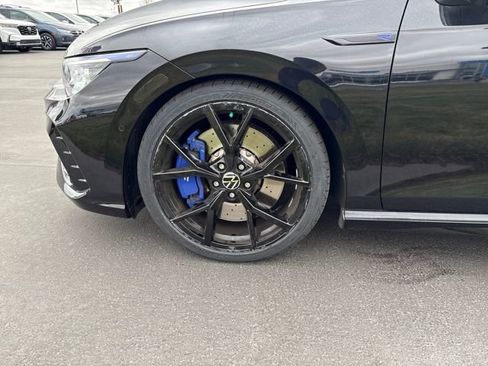 Used 2023 Volkswagen Golf 20th Anniversary Edition image 24