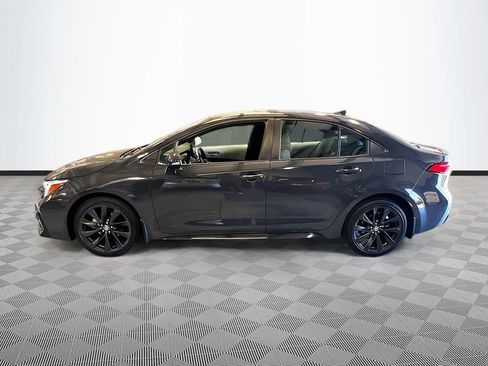 Used 2023 Toyota Corolla SE w/ Carpet Mat Package (TMS) FWD image 4