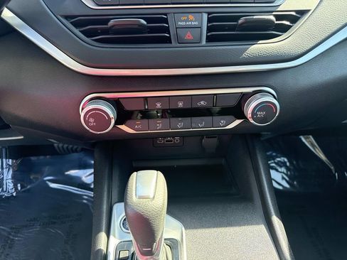 Certified 2025 Nissan Altima 2.5 S image 24