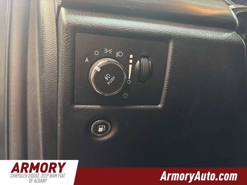 Used 2020 Jeep Grand Cherokee Laredo w/ 18" Wheel & 8.4" Radio Group image 10