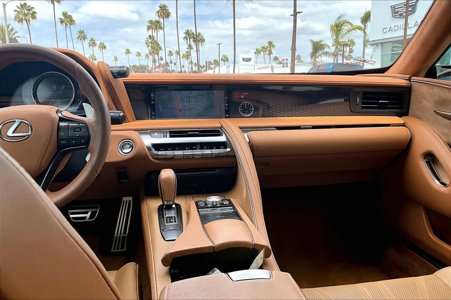 Used 2023 Lexus LC 500 Coupe w/ Touring Package RWD image 32