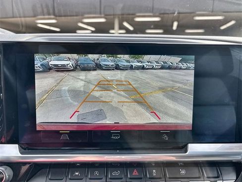 Used 2024 Chevrolet Silverado 1500 RST w/ Convenience Package II image 17