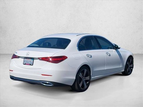 Used 2022 Mercedes-Benz C 300 Sedan image 5